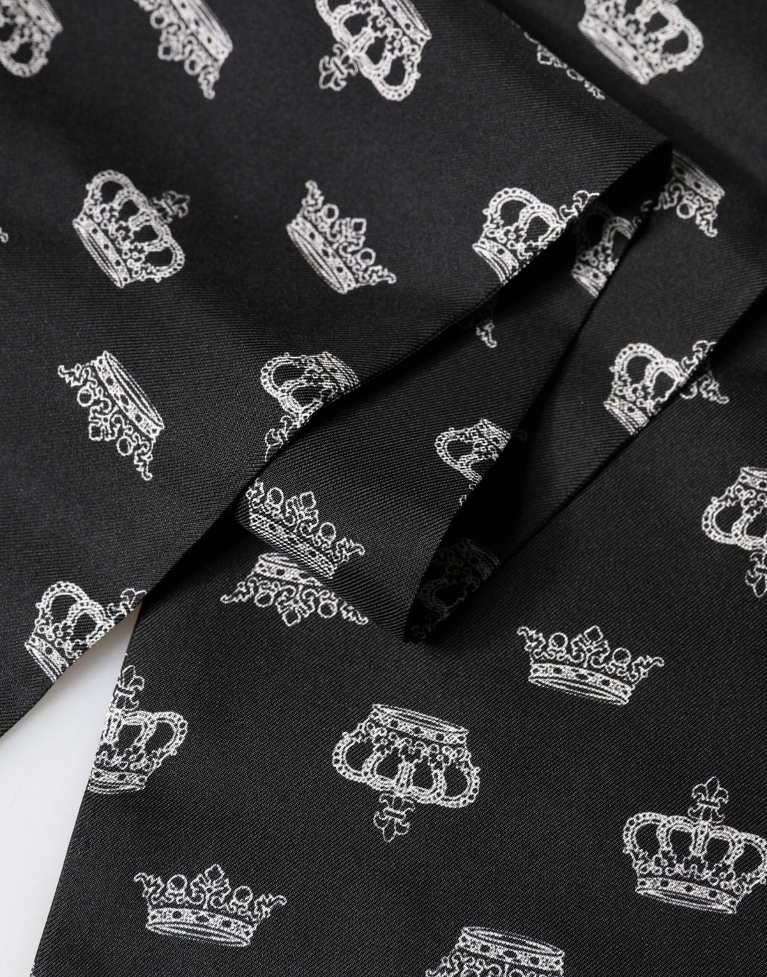 Dolce & Gabbana Black Silk Crown Fringes Neck Wrap Shawl 136cm X 15cm Scarf