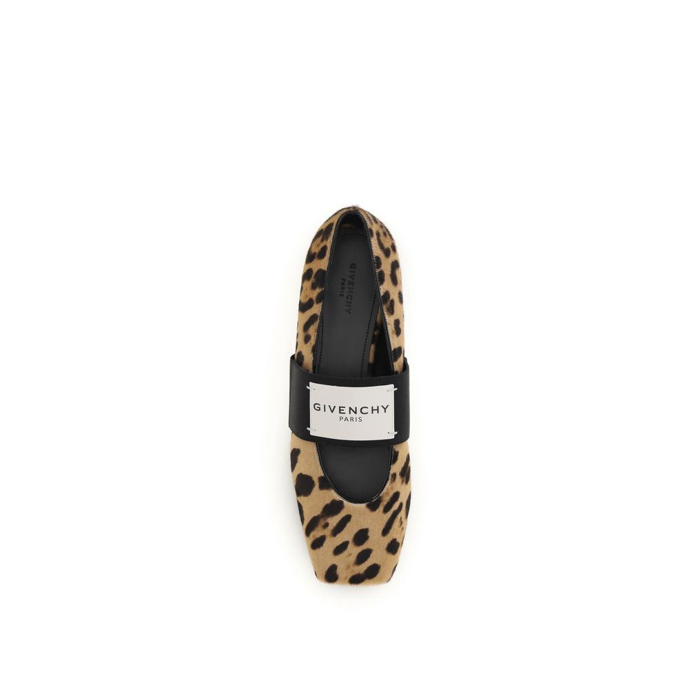 Givenchy Beige Calf Leather Bos Taurus Ballet Flats