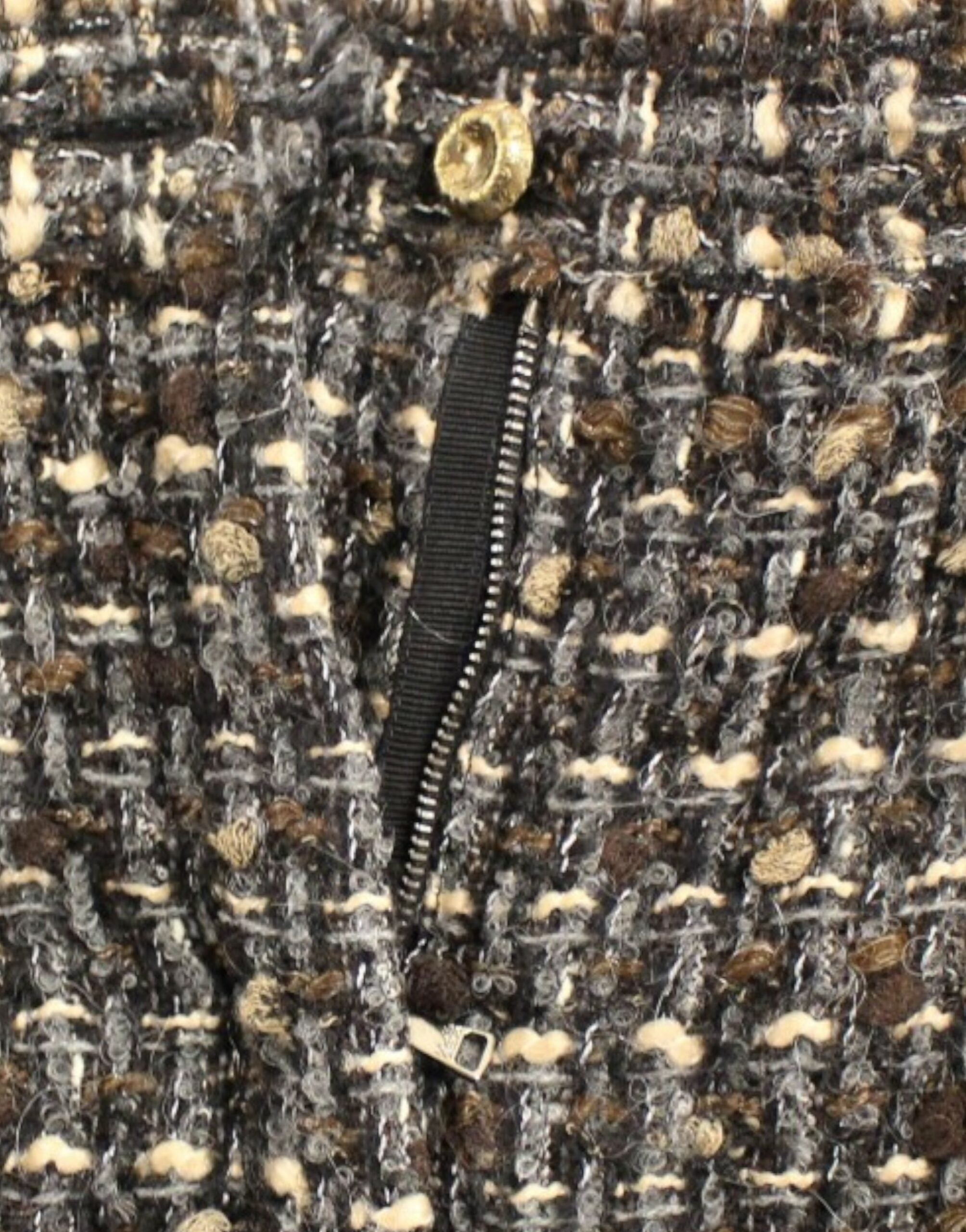 Dolce & Gabbana Multicolor wool shorts pants