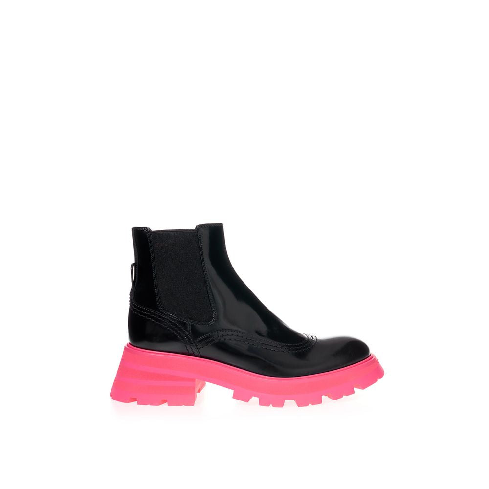 Alexander McQueen Black Leather Chelsea Boots