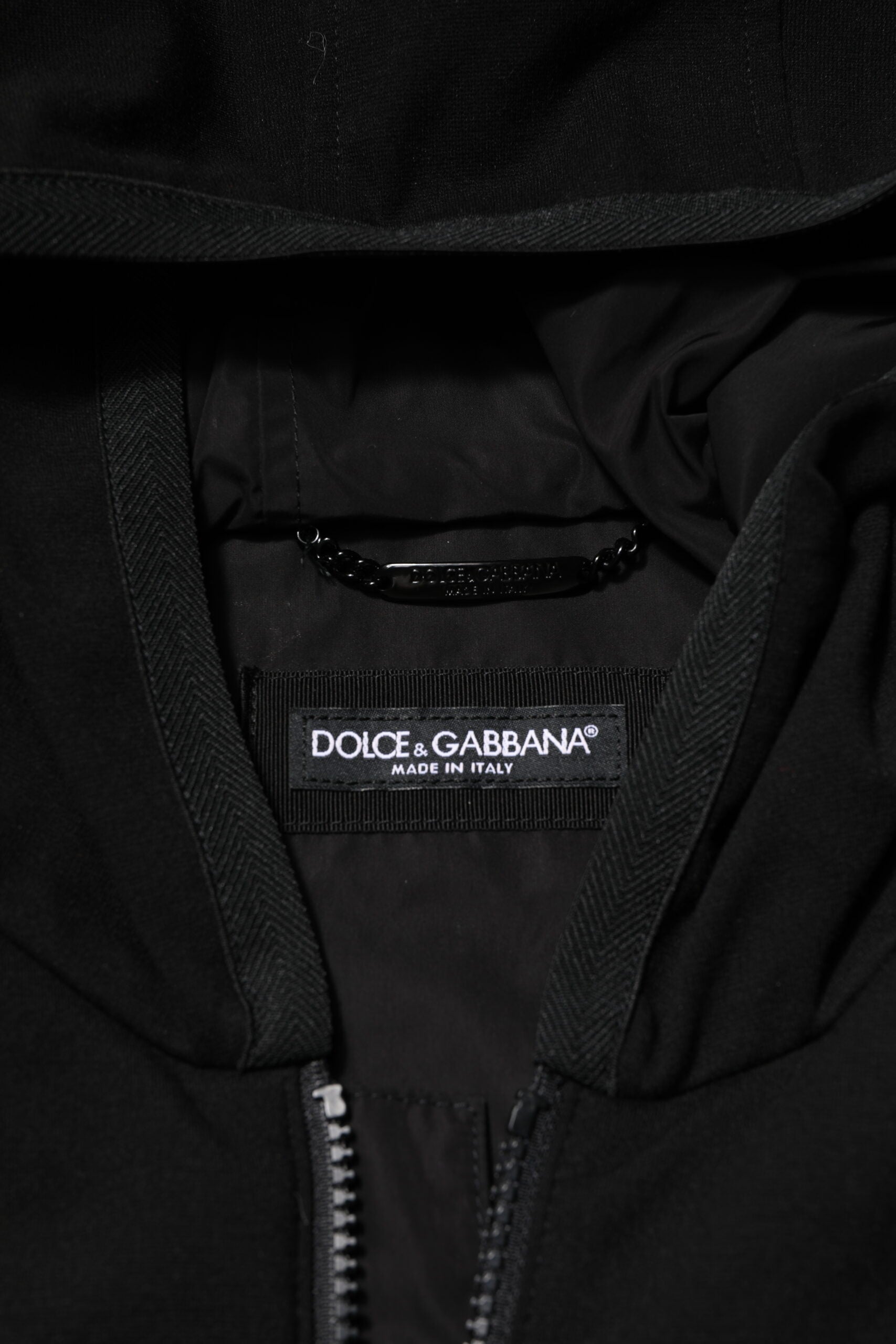 Dolce & Gabbana Black Sleeveless Hooded Logo Plaque Jacket