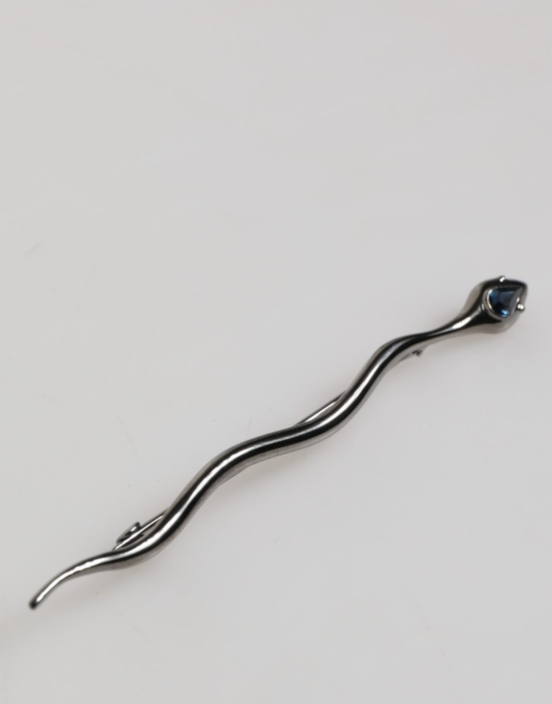 Dolce & Gabbana Black Brass Crystal Spilla Serpente Mens Brooch Pin