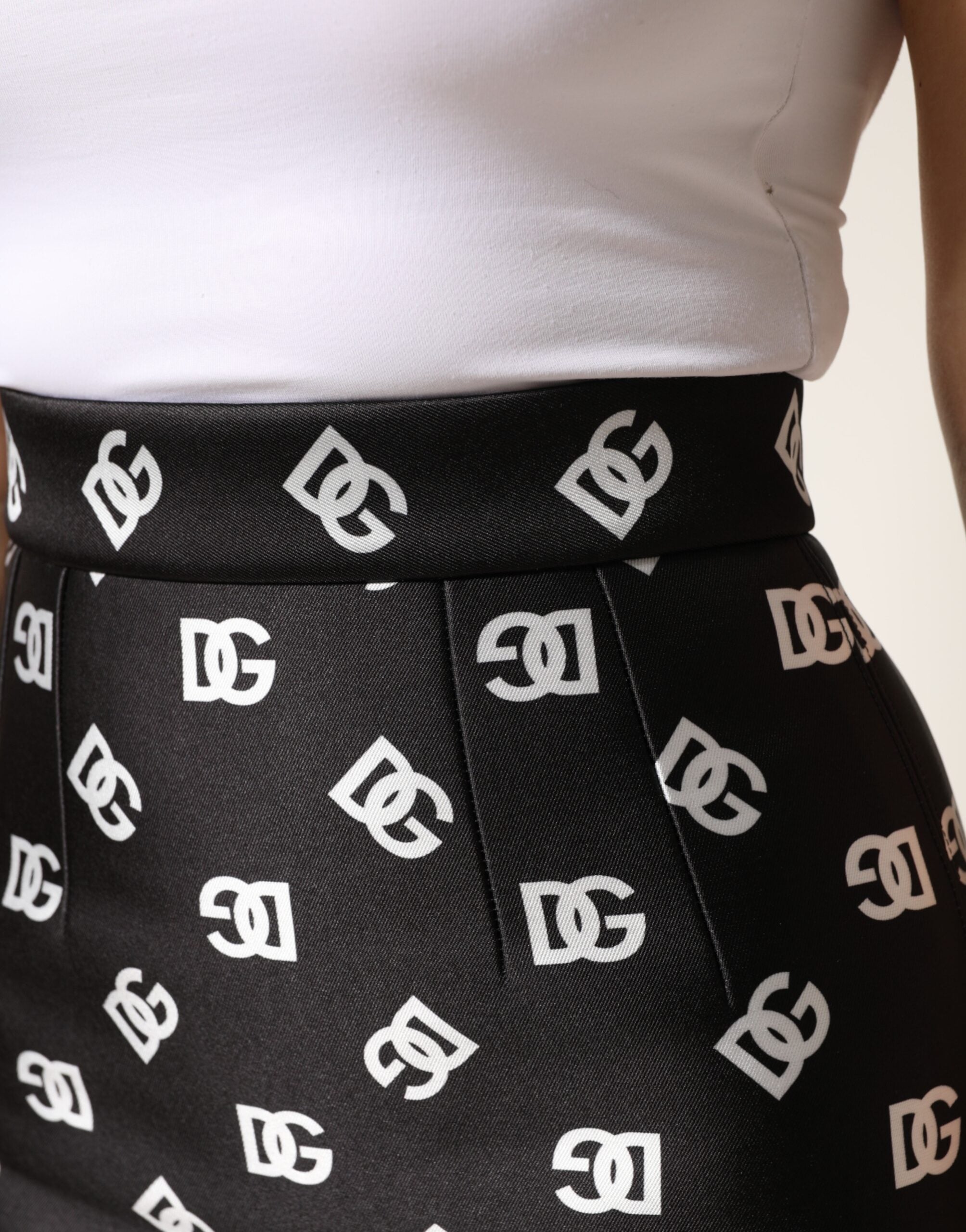 Dolce & Gabbana Black Dg Logo Pencil Cut High Waist Mini Skirt